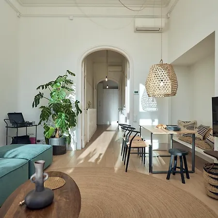 アパート Sapo - Two Bedroom In The Heart Of バルセロナ