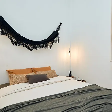 Sapo - Two Bedroom In The Heart Of Appartement