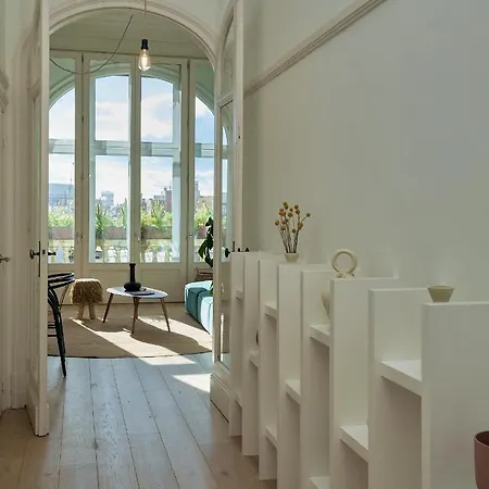 Sapo - Two Bedroom In The Heart Of Appartement