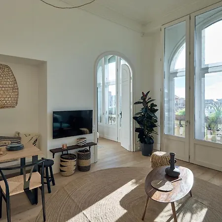Sapo - Two Bedroom In The Heart Of Appartement *